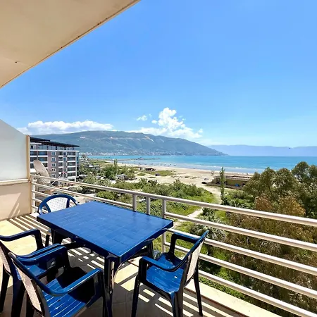 Comfortable Beachfront Apartment Vlore Exterior photo