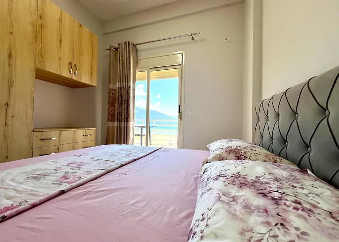Comfortable Beachfront Apartment